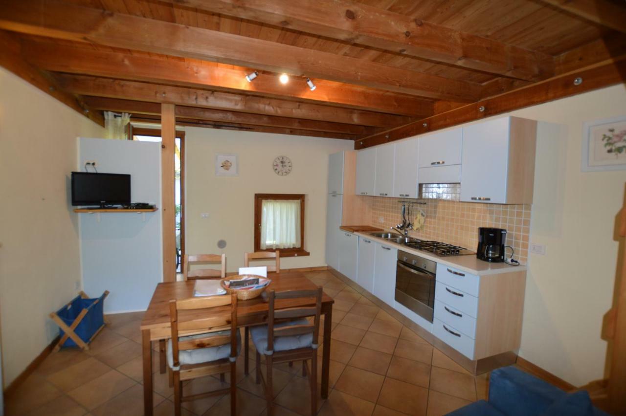 Rustico Giulietta E Romeo Colico Exterior foto